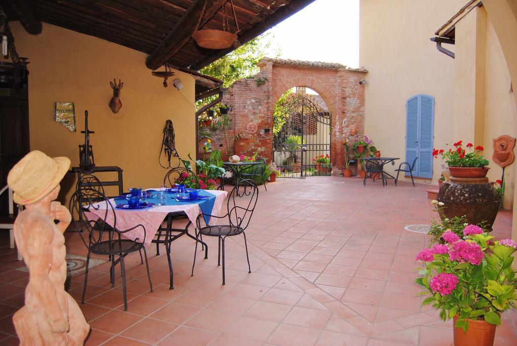 Il Colombaio, Siena -Appartamenti E Camere- Isola d'Arbia Exterior foto