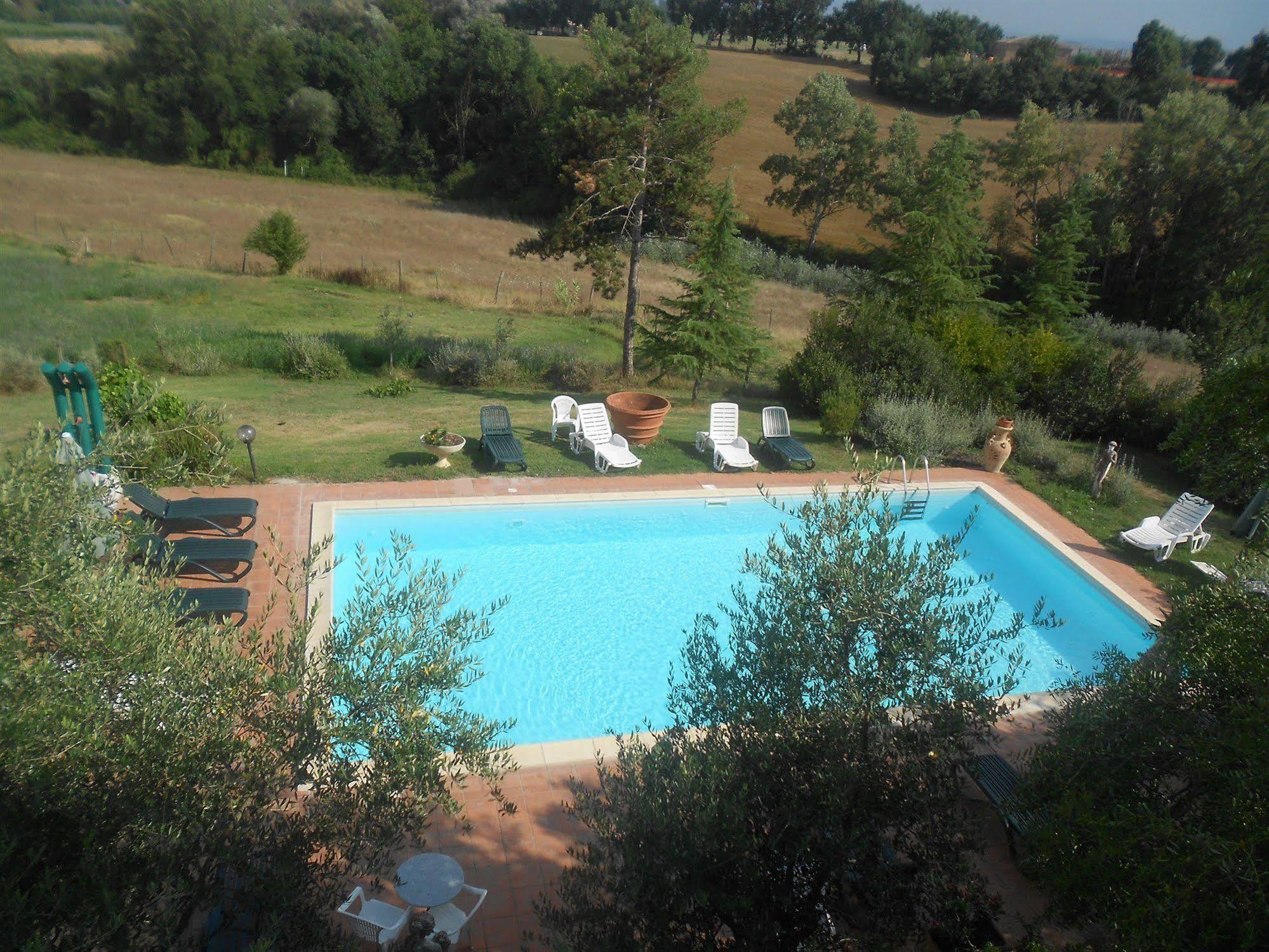 Il Colombaio, Siena -Appartamenti E Camere- Isola d'Arbia Exterior foto